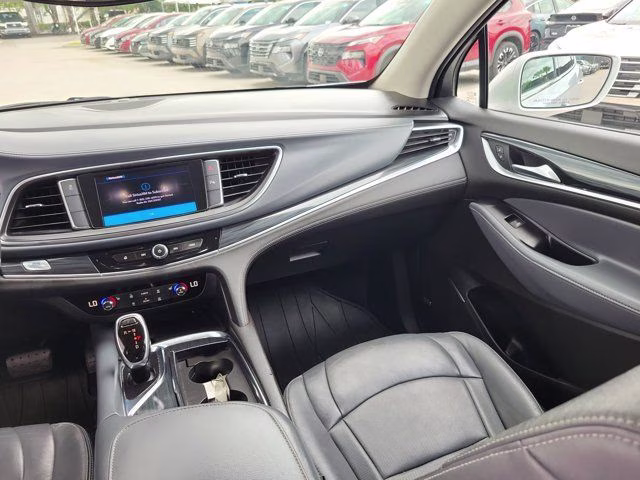 2020 Quicksilver Metallic Buick Enclave Essence FWD SUV