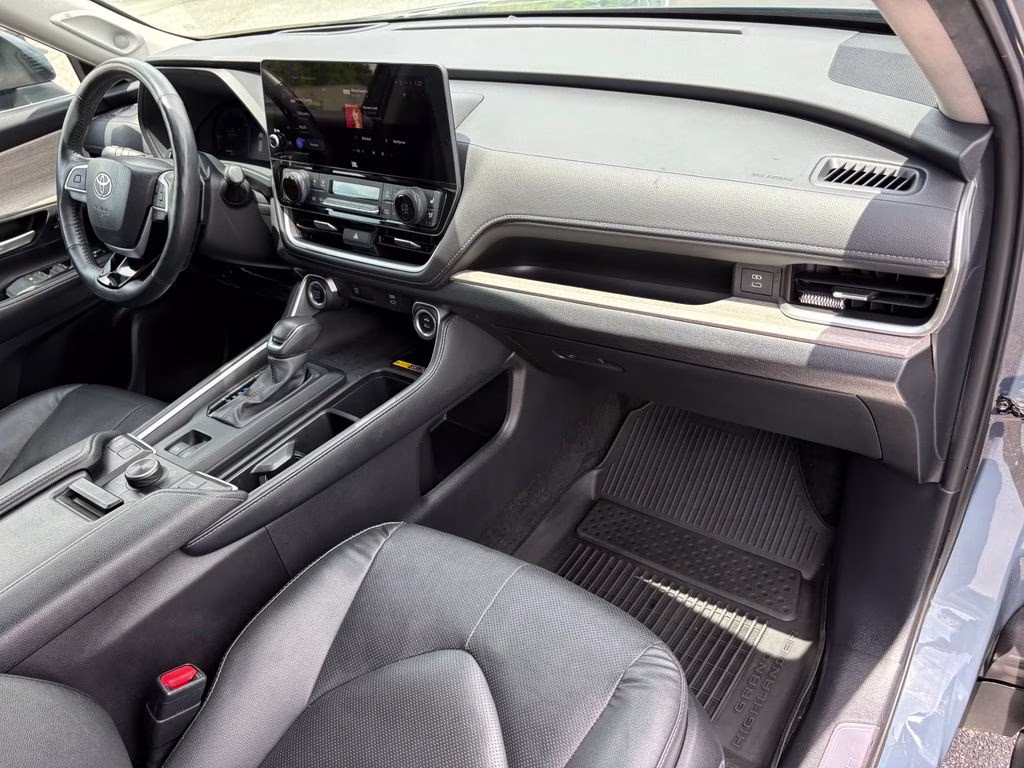 2024 Storm Cloud Toyota Grand Highlander Platinum AWD SUV