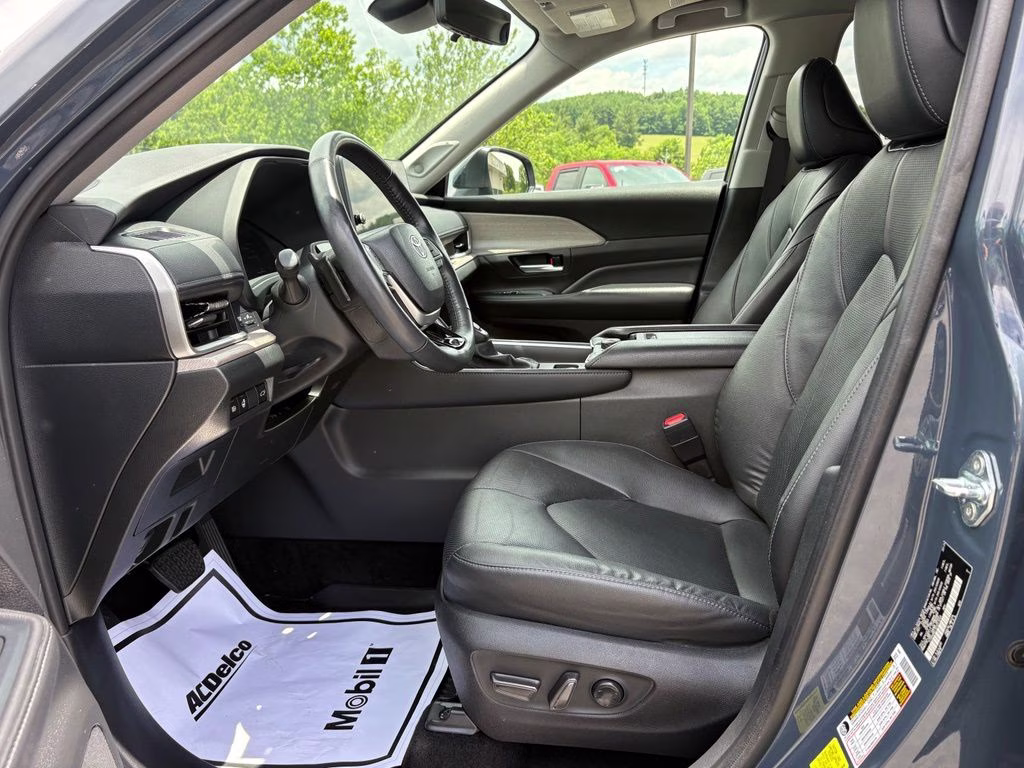 2024 Storm Cloud Toyota Grand Highlander Platinum AWD SUV