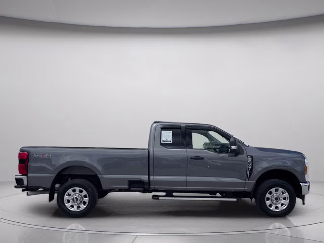 2024 Gray Metallic Ford Super Duty F-350 SRW XLT 4X4 Truck