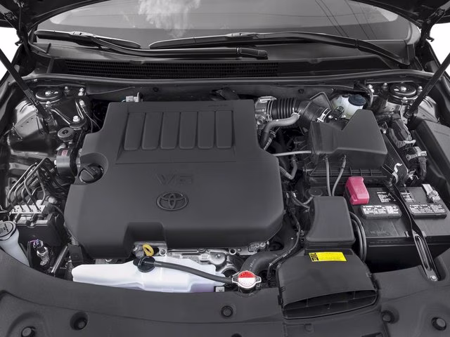 2016 Blizzard Pearl Toyota Avalon XLE FWD Sedan