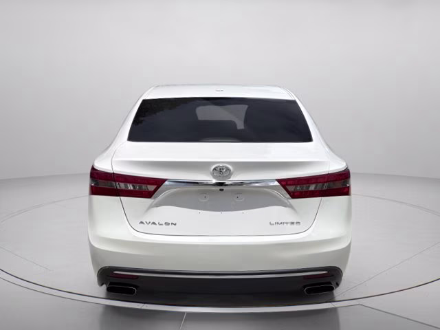 2016 Blizzard Pearl Toyota Avalon XLE FWD Sedan