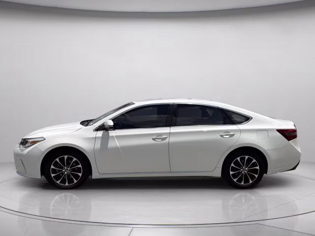 2016 Blizzard Pearl Toyota Avalon XLE FWD Sedan