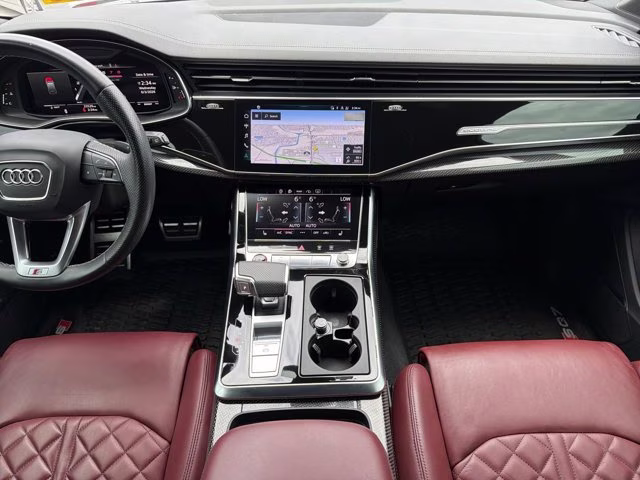 2024 Mythos Black Metallic Audi SQ7 Premium Plus AWD SUV