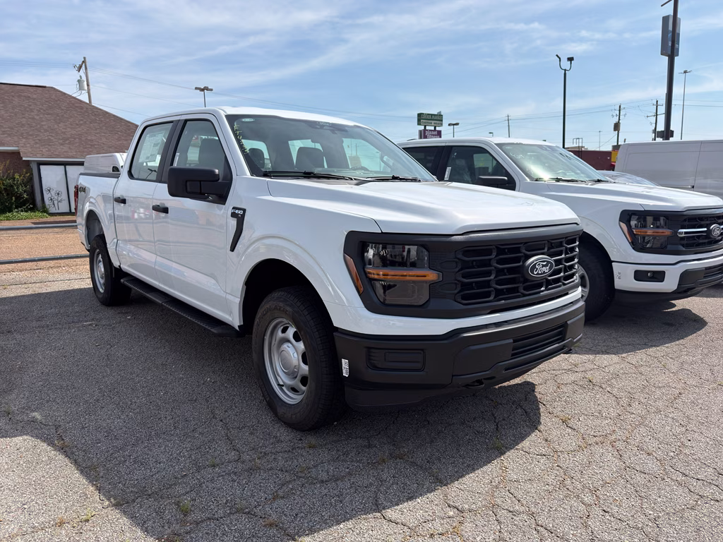 2026 Oxford White Ford F-150 XL 4X4 Truck