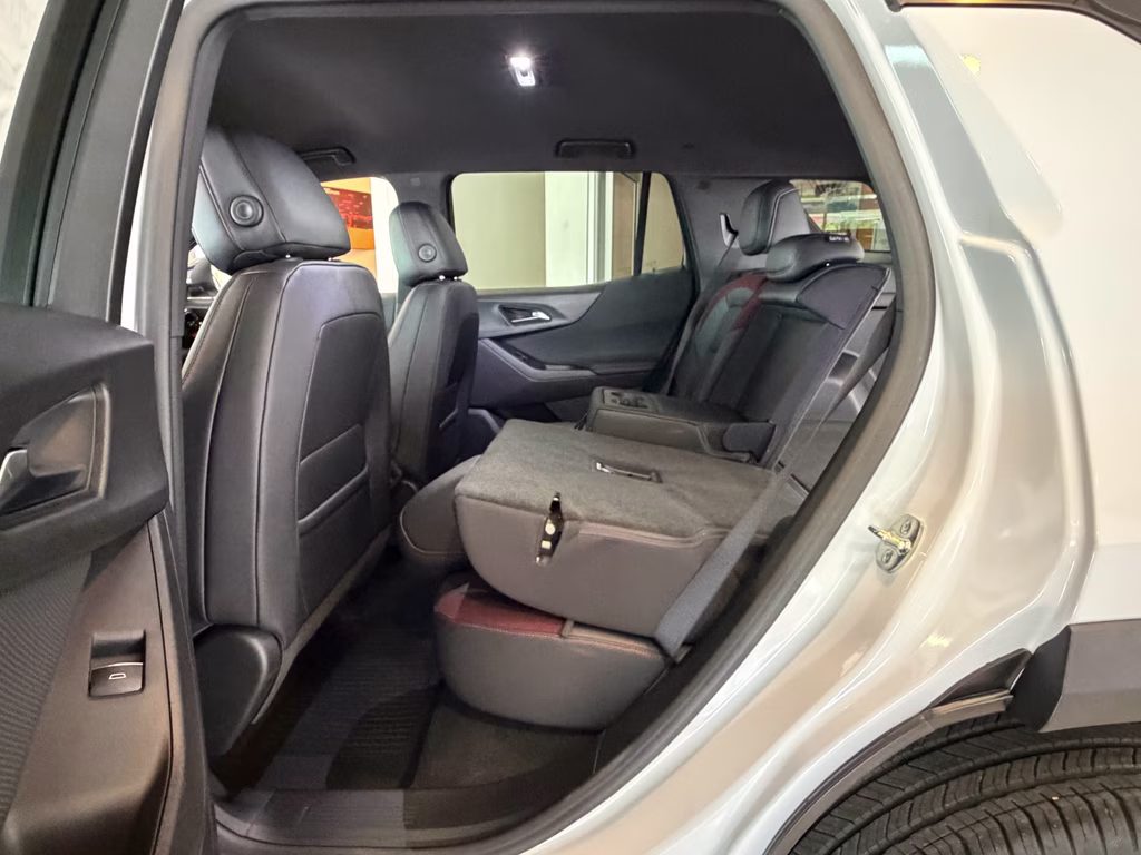 2026 Polar White Tricoat Chevrolet Equinox FWD RS FWD SUV