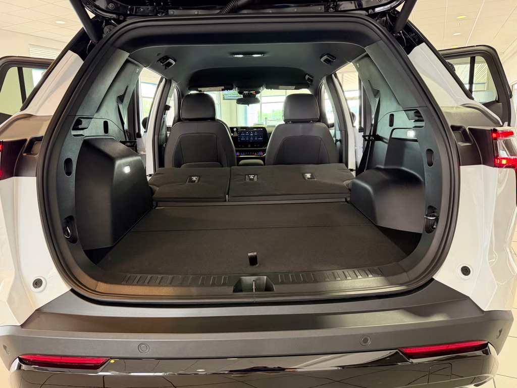 2026 Polar White Tricoat Chevrolet Equinox FWD RS FWD SUV