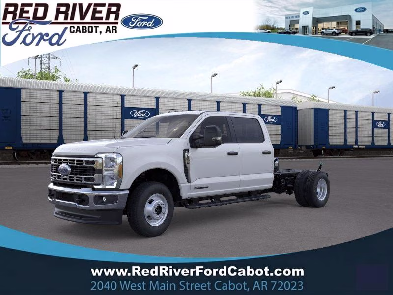 2026 Oxford White Ford Super Duty F-350 DRW XL 4X4 Truck