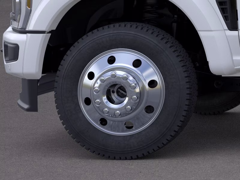 2026 Star White Metallic Tri-Coat Ford Super Duty F-450 DRW Platinum 4X4 Truck