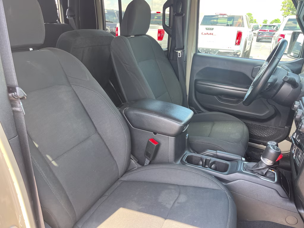 2020 Gobi Clearcoat Jeep Gladiator Sport S 4X4 Truck