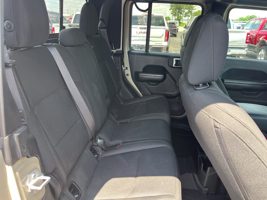 2020 Gobi Clearcoat Jeep Gladiator Sport S 4X4 Truck