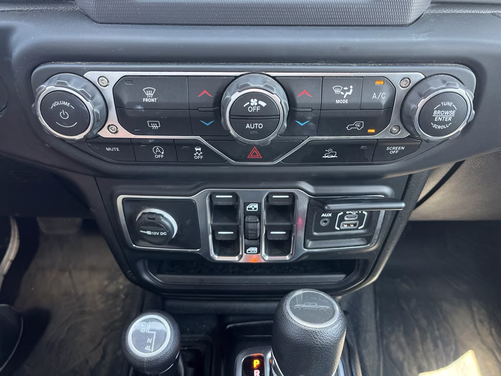2020 Gobi Clearcoat Jeep Gladiator Sport S 4X4 Truck