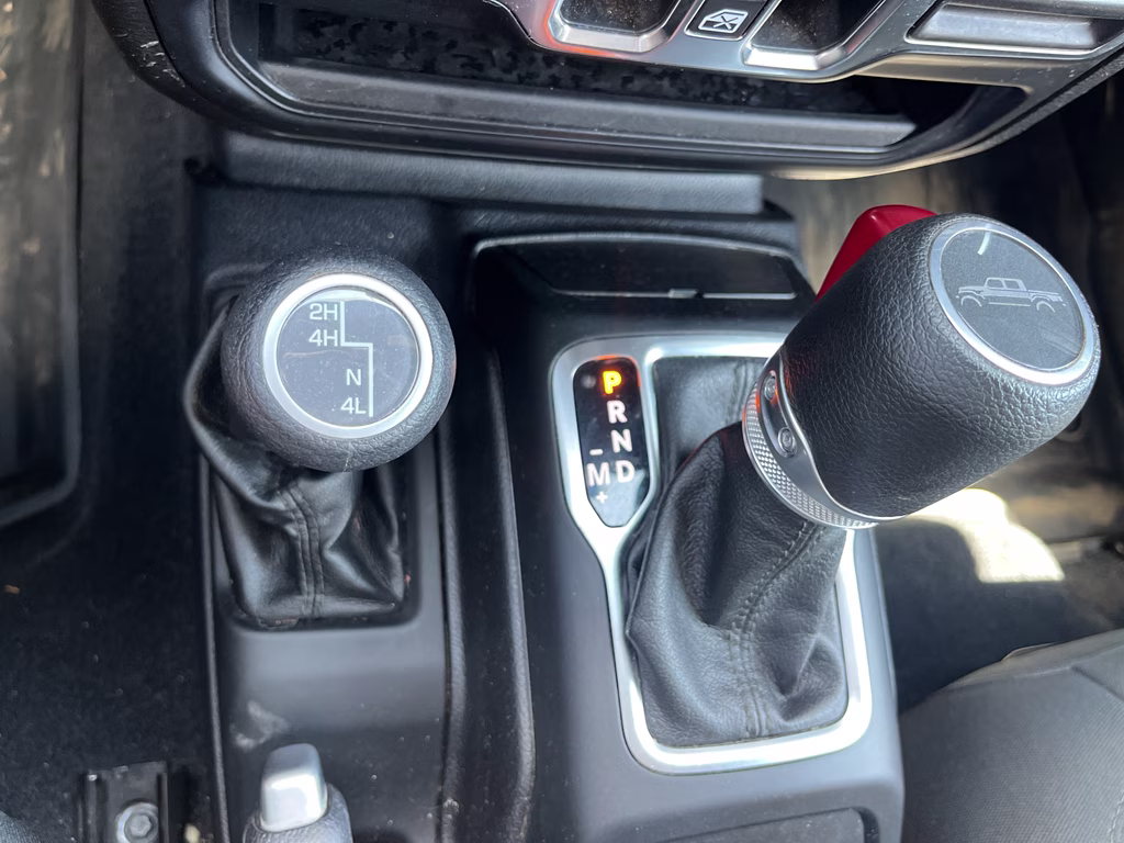 2020 Gobi Clearcoat Jeep Gladiator Sport S 4X4 Truck