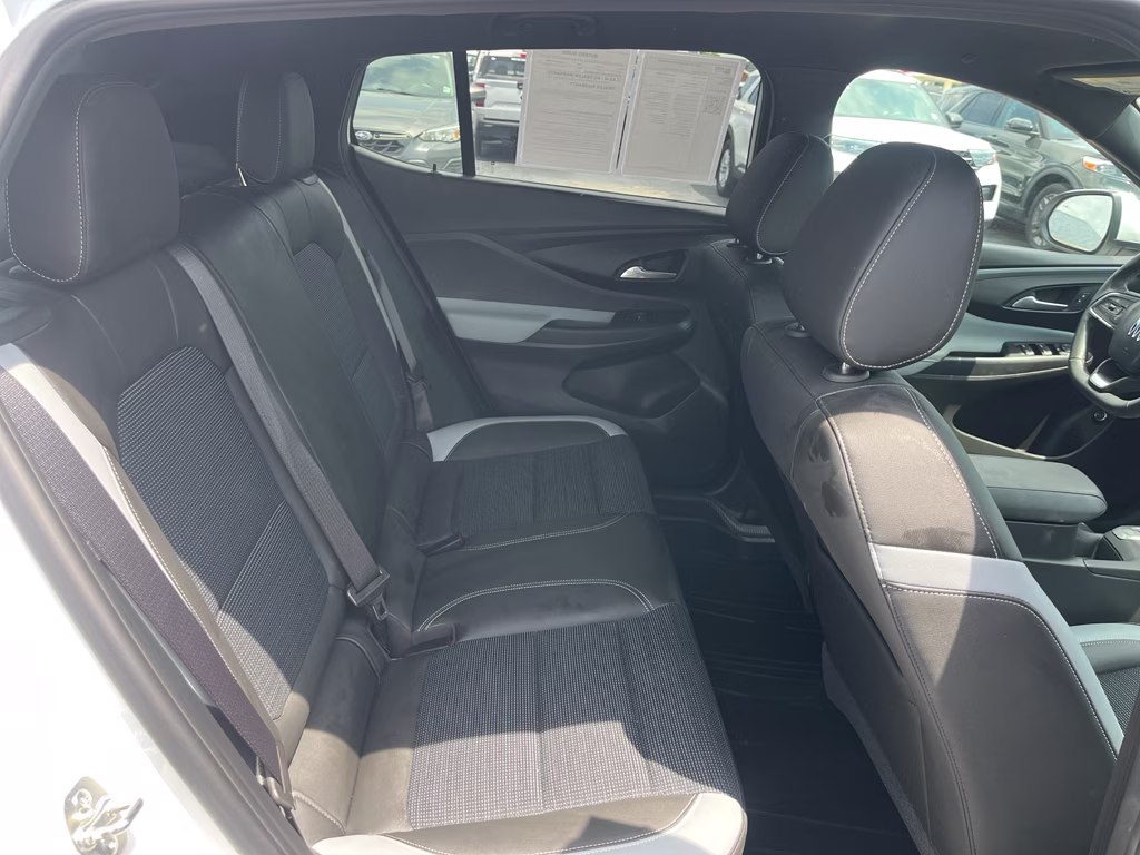2024 Summit White Buick Envista Preferred FWD SUV