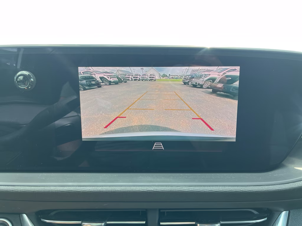 2024 Summit White Buick Envista Preferred FWD SUV