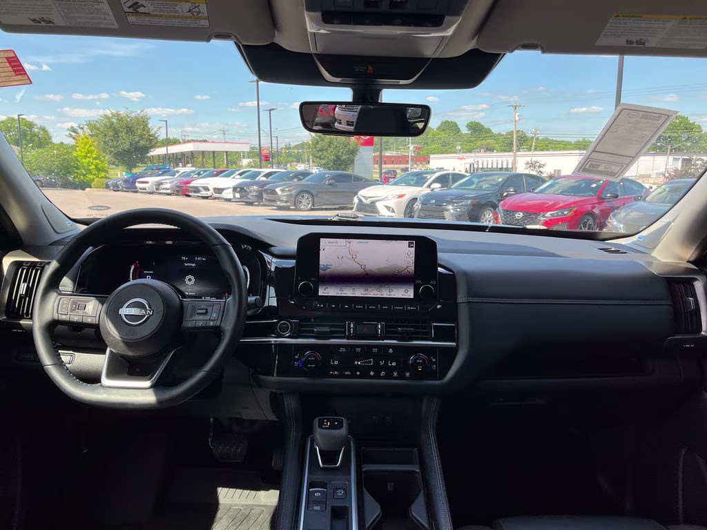2024 Super Black Nissan Pathfinder Platinum FWD SUV
