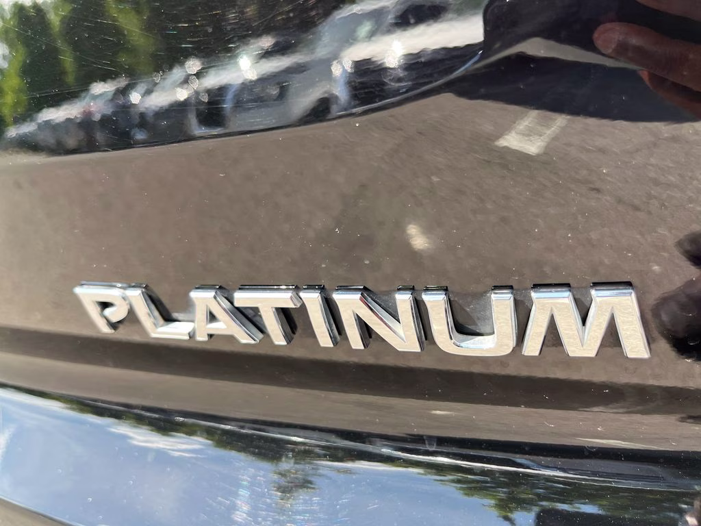 2024 Super Black Nissan Pathfinder Platinum FWD SUV