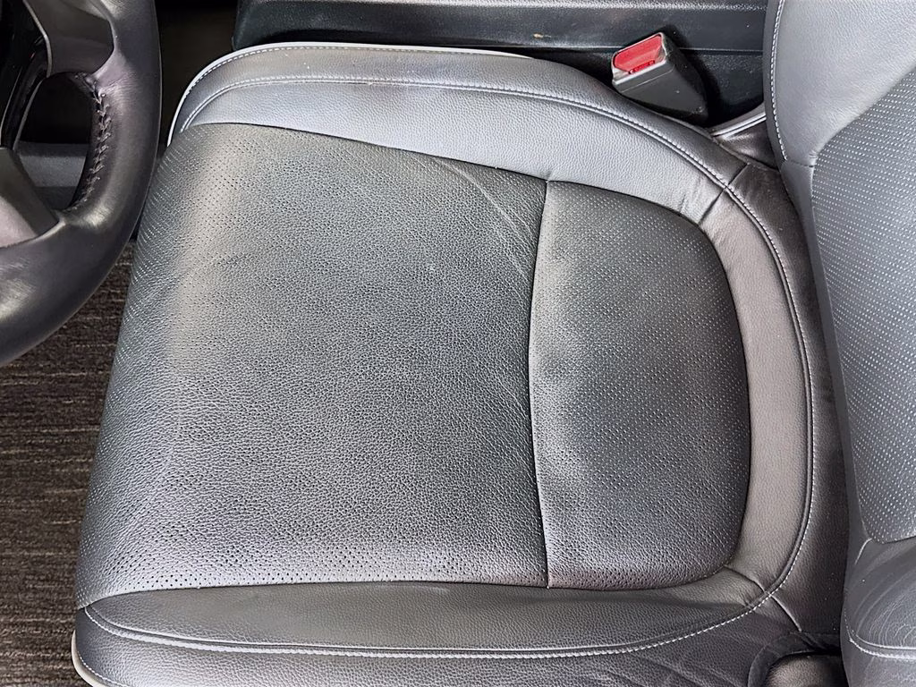 2023 Modern Steel Honda Odyssey Elite FWD Van