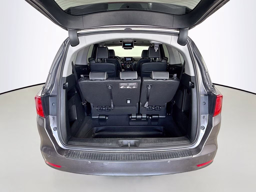 2023 Modern Steel Honda Odyssey Elite FWD Van