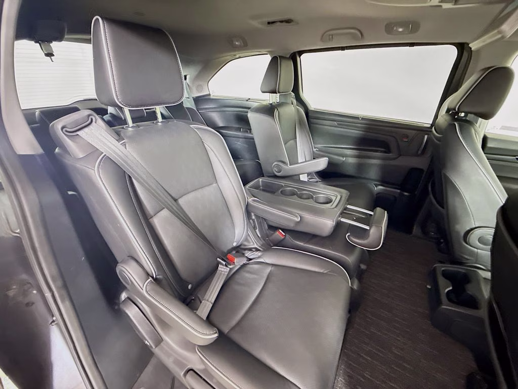 2023 Modern Steel Honda Odyssey Elite FWD Van