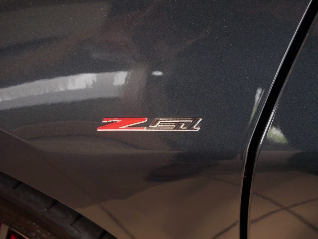 2021 Shadow Gray Metallic Chevrolet Corvette Stingray RWD Convertible
