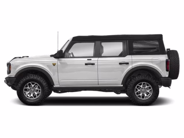 2022 Oxford White Ford Bronco Badlands 4X4