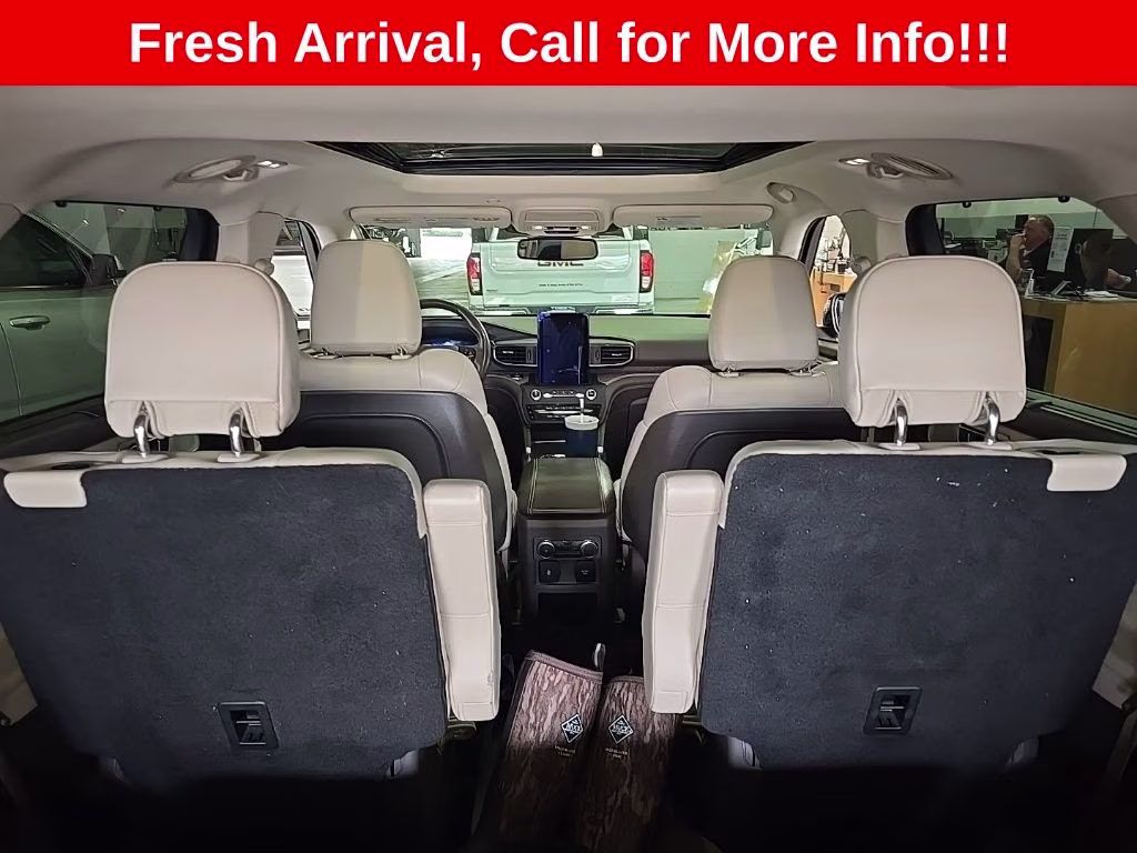 2020 Black Metallic Ford Explorer Platinum 4X4 SUV