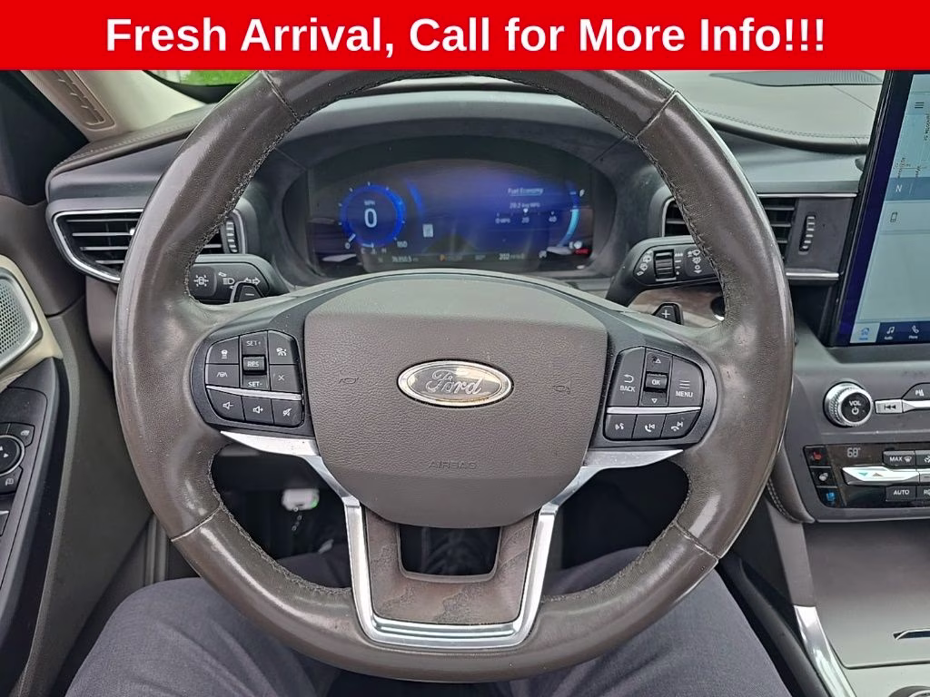 2020 Black Metallic Ford Explorer Platinum 4X4 SUV