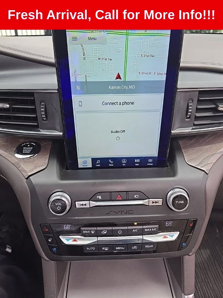 2020 Black Metallic Ford Explorer Platinum 4X4 SUV