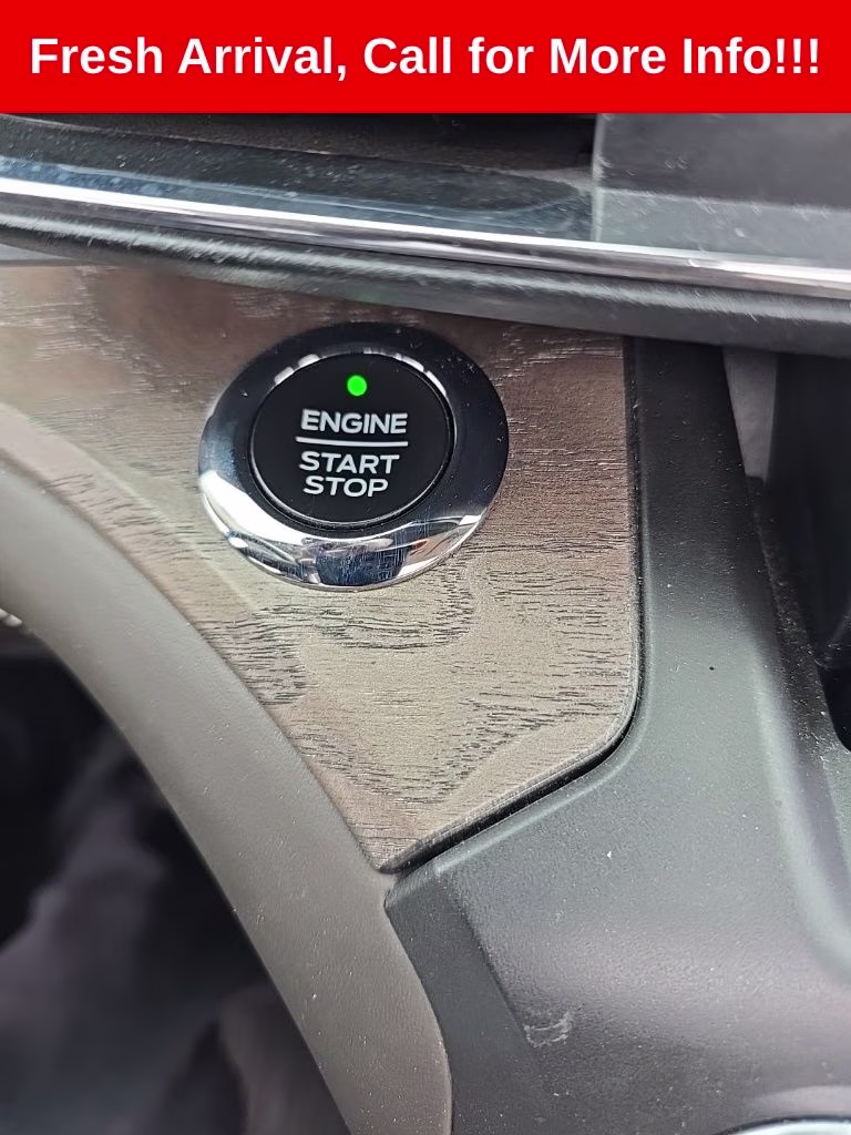 2020 Black Metallic Ford Explorer Platinum 4X4 SUV