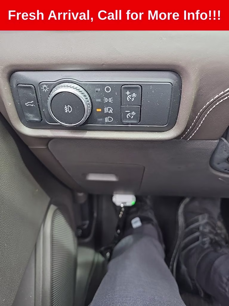 2020 Black Metallic Ford Explorer Platinum 4X4 SUV