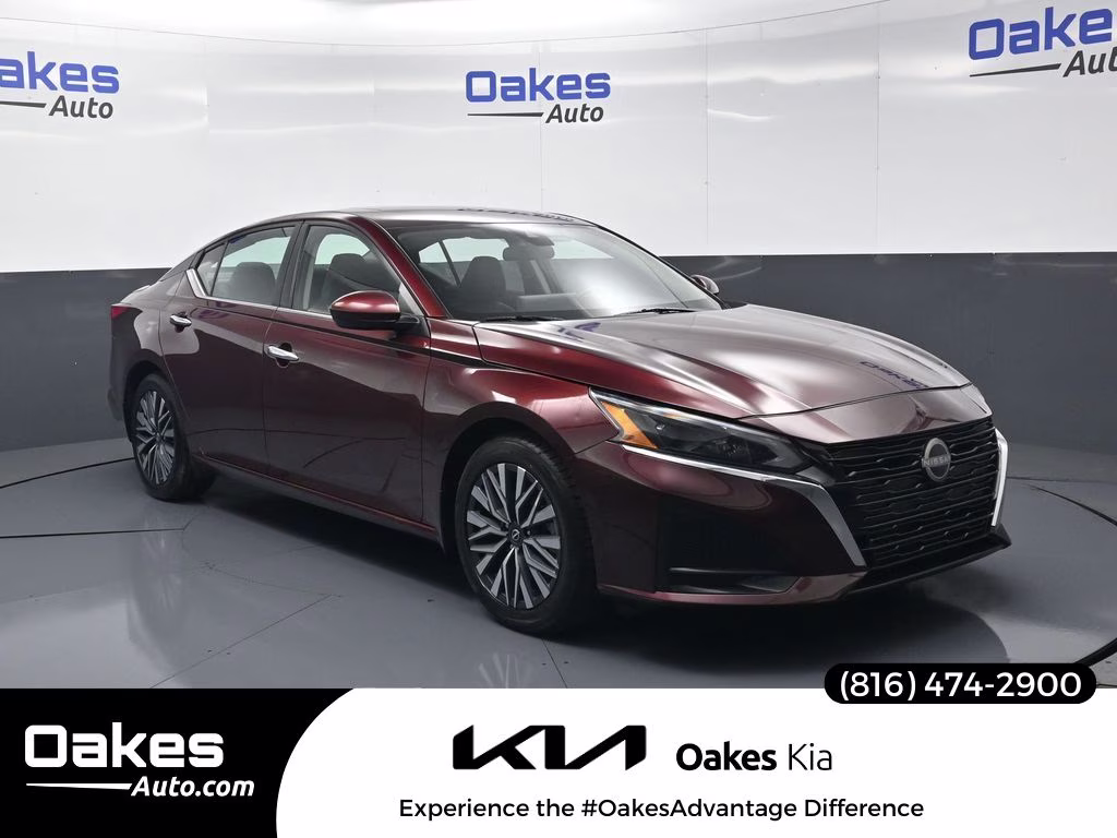 2024 Garnet Pearl Metallic Nissan Altima 2.5 SV FWD Sedan
