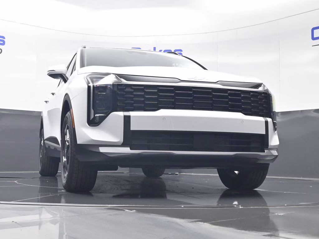 2026 Glacial White Pearl Kia Sportage EX AWD SUV