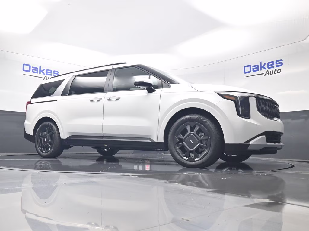 2026 Snow White Pearl Kia Carnival Hybrid EX FWD Van