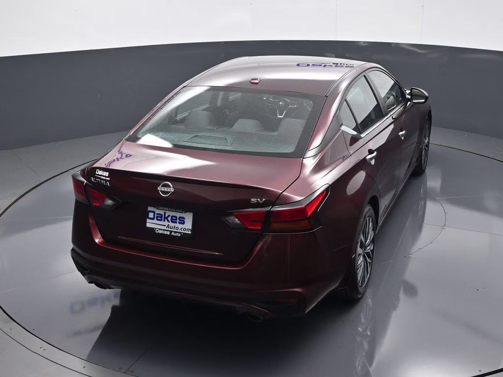 2024 Garnet Pearl Metallic Nissan Altima 2.5 SV FWD Sedan