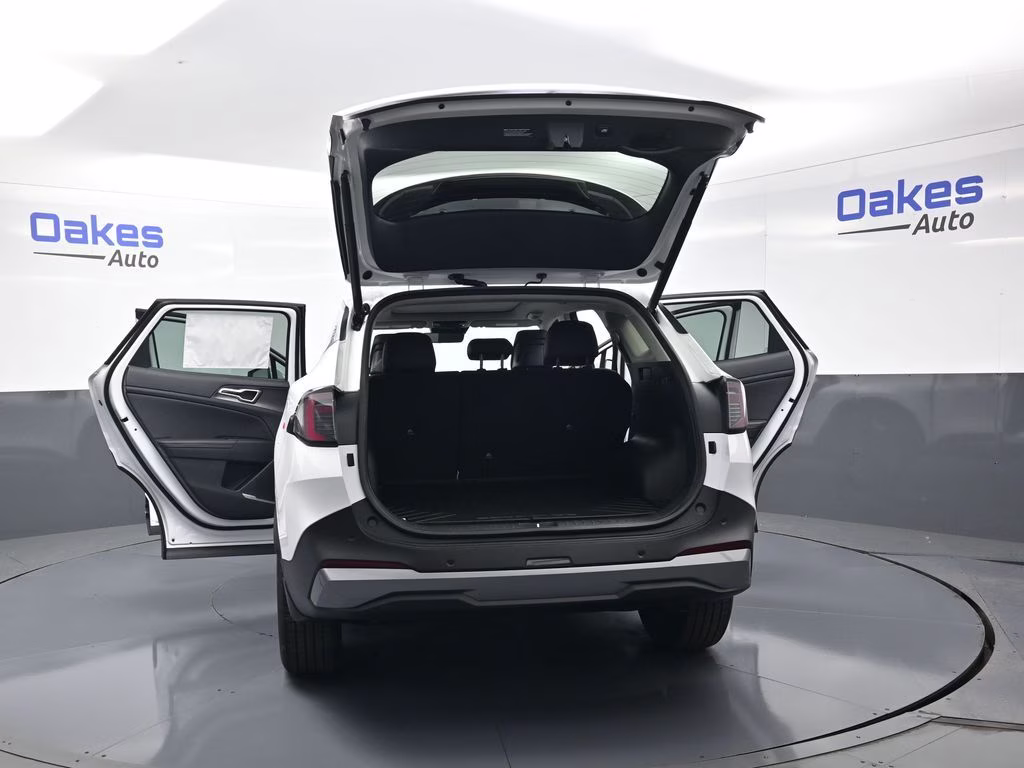 2026 Glacial White Pearl Kia Sportage EX AWD SUV