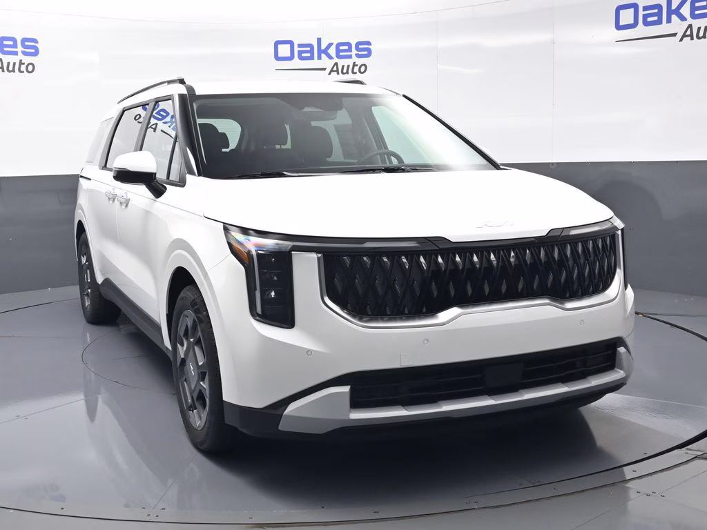 2026 Snow White Pearl Kia Carnival Hybrid EX FWD Van