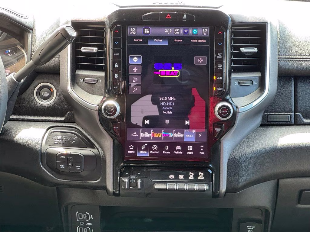 2026 Diamond Black Crystal Pearlcoat Ram 2500 Laramie 4X4 Truck
