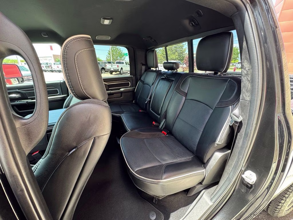 2026 Diamond Black Crystal Pearlcoat Ram 2500 Laramie 4X4 Truck