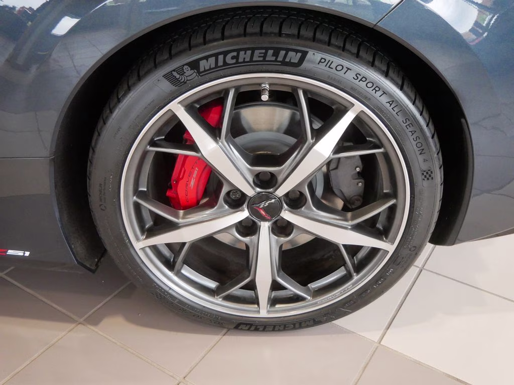 2021 Shadow Gray Metallic Chevrolet Corvette Stingray RWD Convertible