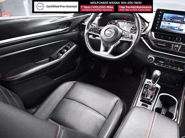 2024 Super Black Clearcoat Nissan Altima 2.0 SR FWD Sedan