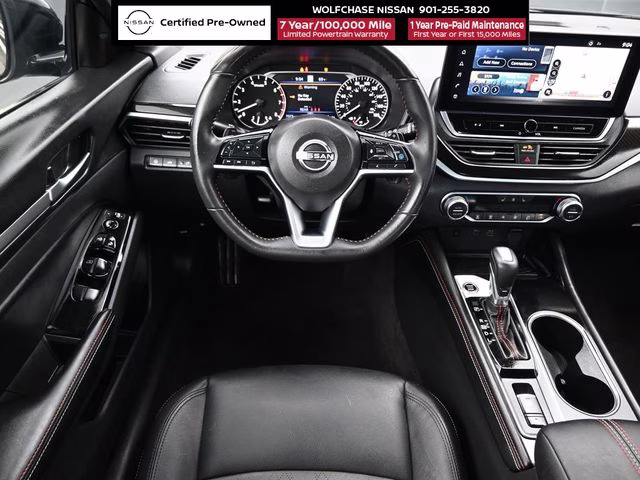 2024 Super Black Clearcoat Nissan Altima 2.0 SR FWD Sedan