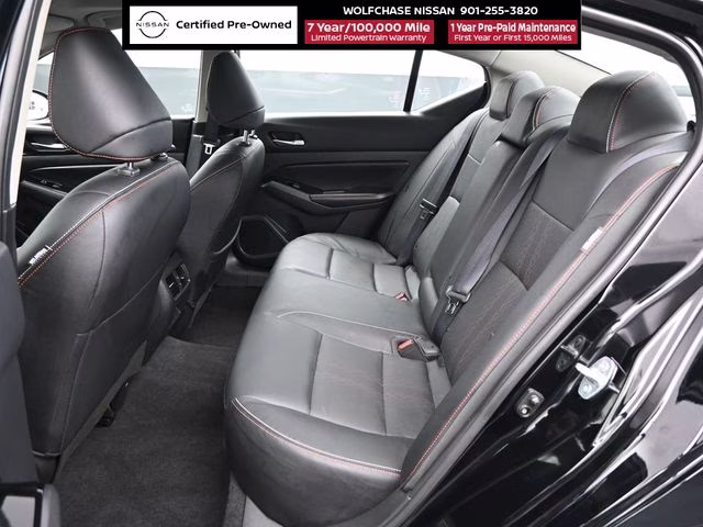 2024 Super Black Clearcoat Nissan Altima 2.0 SR FWD Sedan