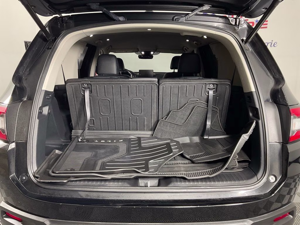 2023 Black Honda Pilot EX-L FWD SUV