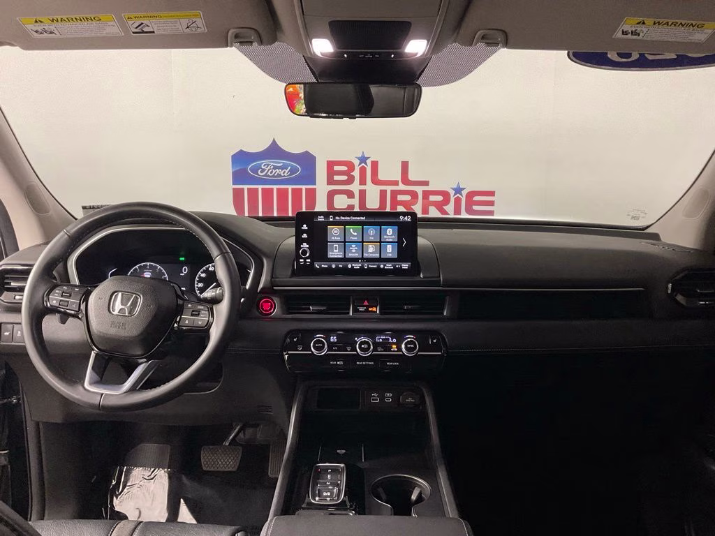 2023 Black Honda Pilot EX-L FWD SUV