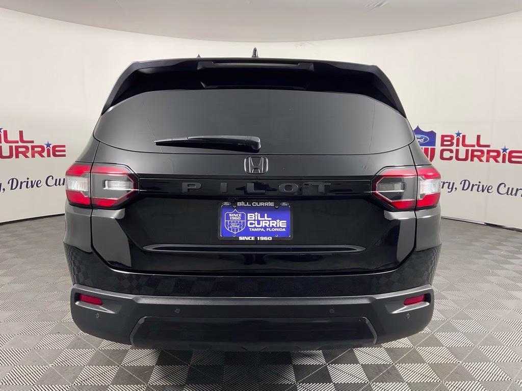 2023 Black Honda Pilot EX-L FWD SUV