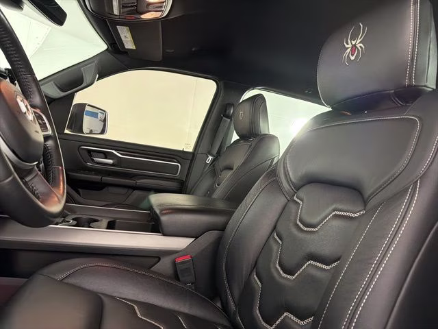 2022 Crystal Metallic Ram 1500 Big Horn/Lone Star 4X4 Truck
