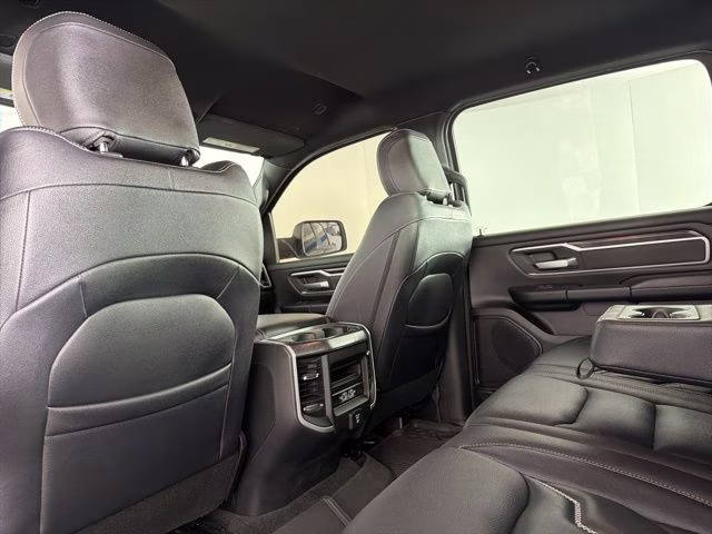 2022 Crystal Metallic Ram 1500 Big Horn/Lone Star 4X4 Truck