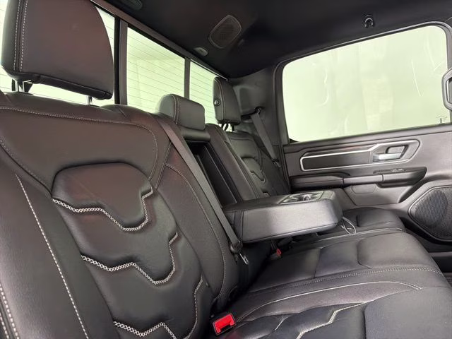2022 Crystal Metallic Ram 1500 Big Horn/Lone Star 4X4 Truck