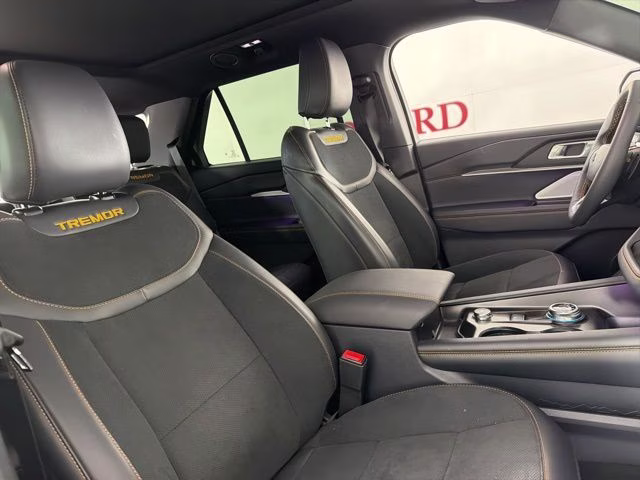 2026 White Metallic Ford Explorer Tremor 4X4 SUV